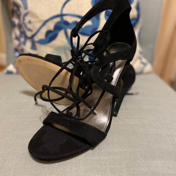Nine West  Mindi Ankle Wrap Heeled Dress Sandals Black Size 9 - Picture 6 of 6